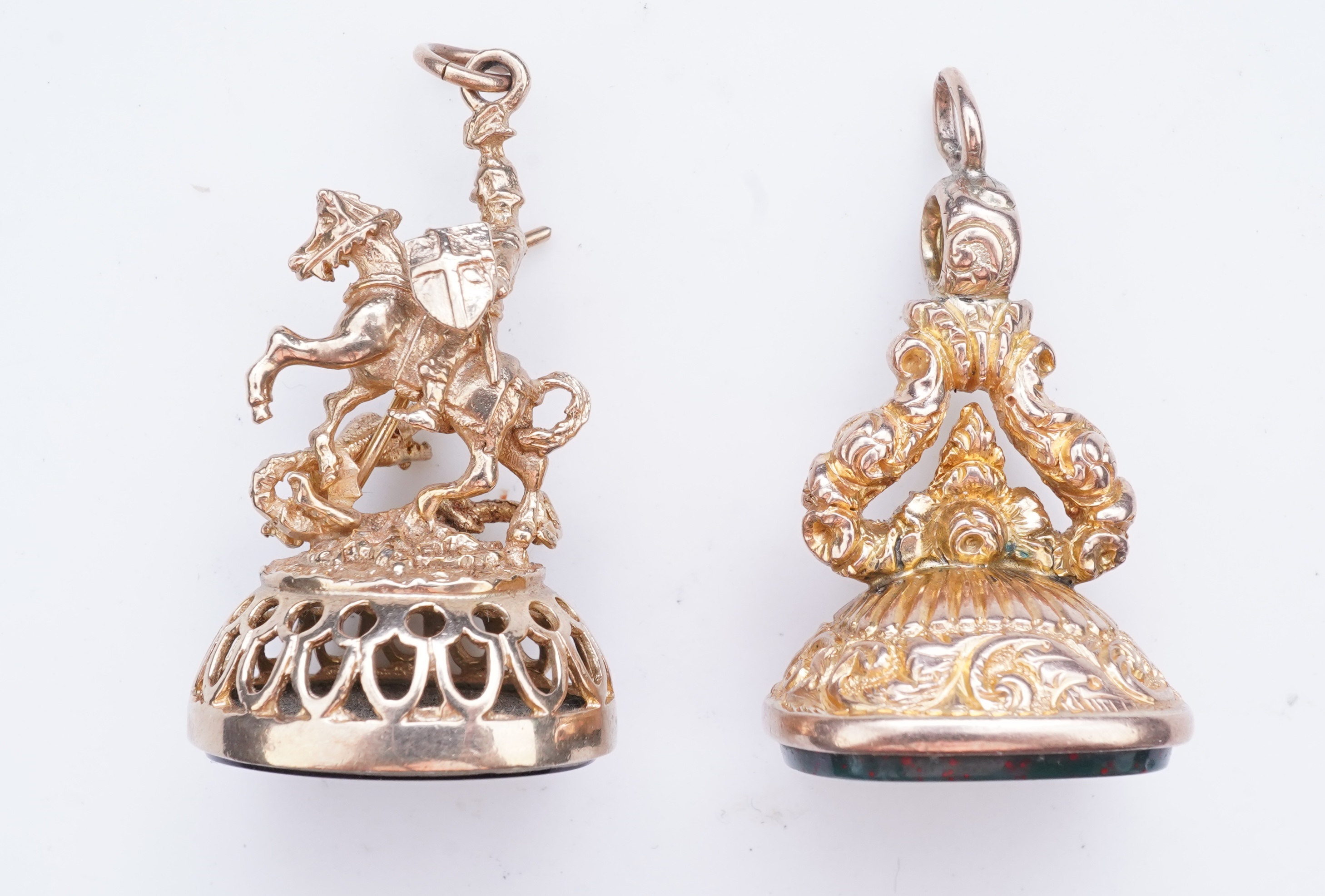 Two gold and hardstone fob seals